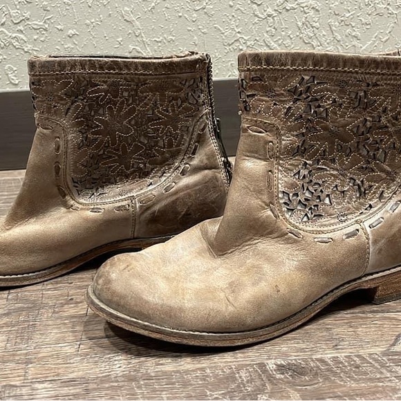 Corral Indie Spirit short boots. Excellent condition. - Picture 1 of 5